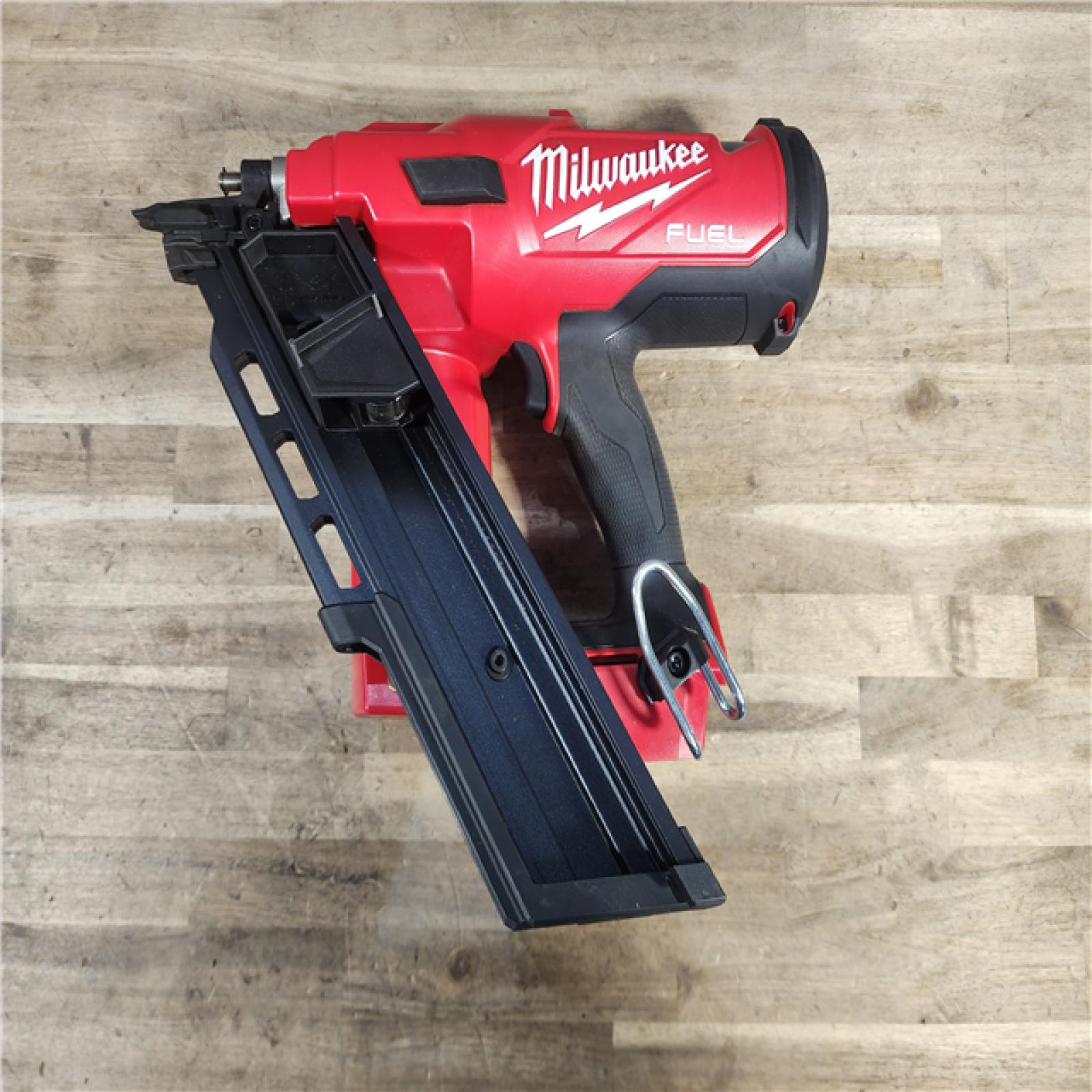 HOUSTON LOCATION - AS-IS Milwaukee M18 FUEL 30 Degree Framing Nailer (TOOL ONLY)