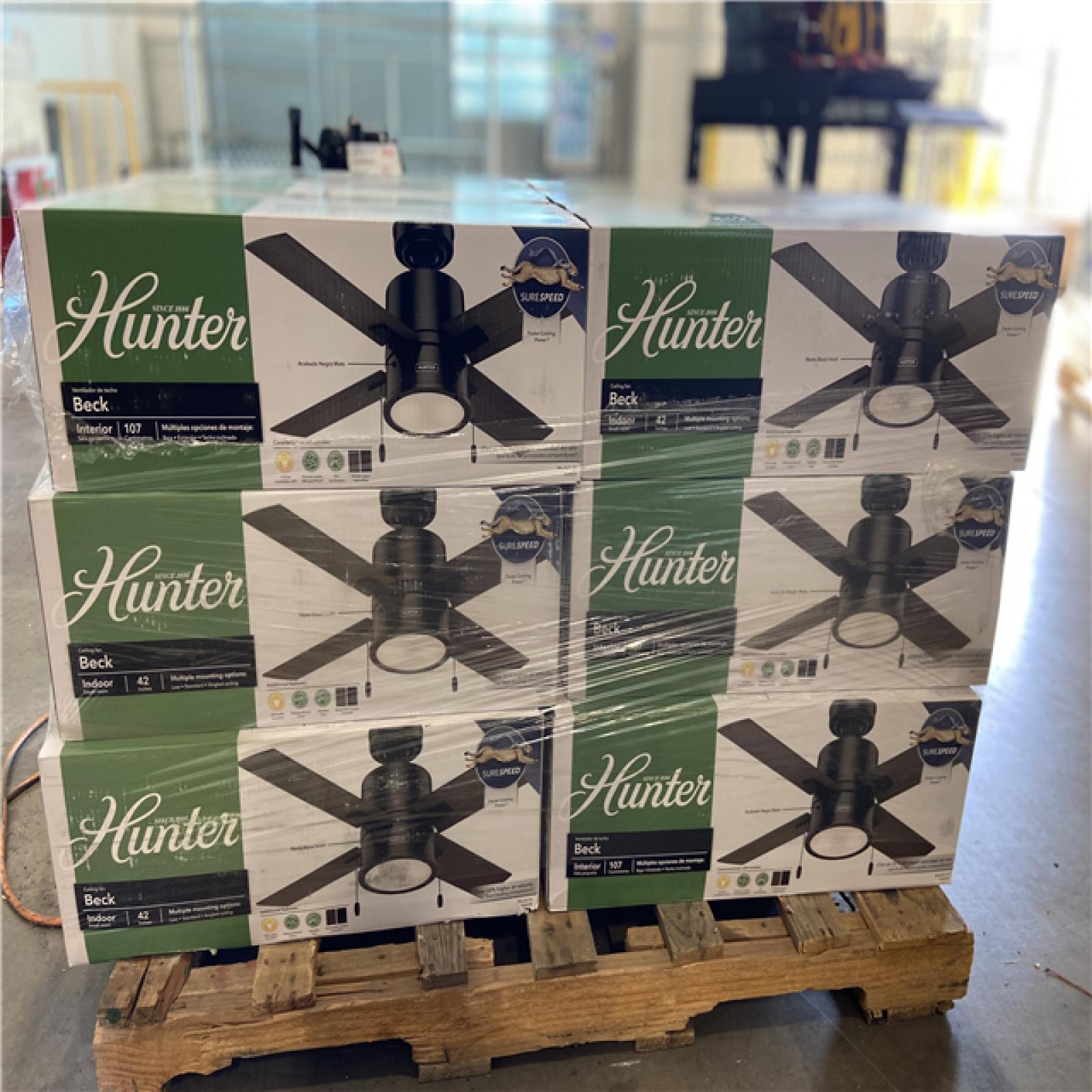 DALLAS LOCATION - Hunter Beck 42 in. LED Indoor Matte Black Ceiling Fan with Light (18 units)