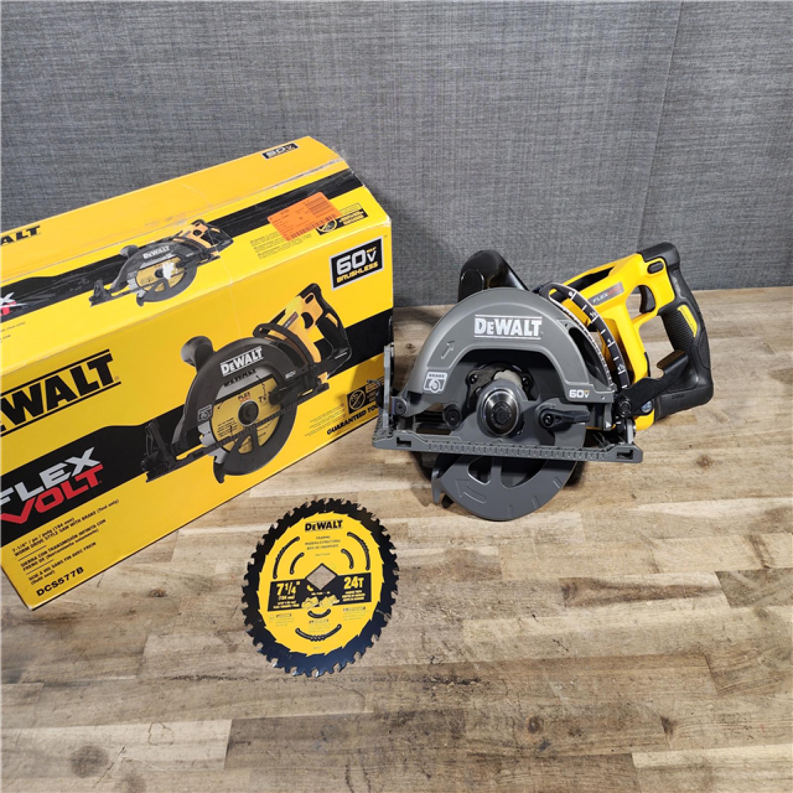 HOUSTON LOCATION - AS-IS (APPEARS LIKE NEW) DEWALT FLEXVOLT 60V MAX Cordless Brushless 7-1/4 in. Wormdrive Style Circular Saw (Tool Only)