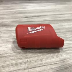 AS-IS Milwaukee Men's Medium M12 12V Lithium-Ion Cordless AXIS Black Heated Vest (Vest Only)