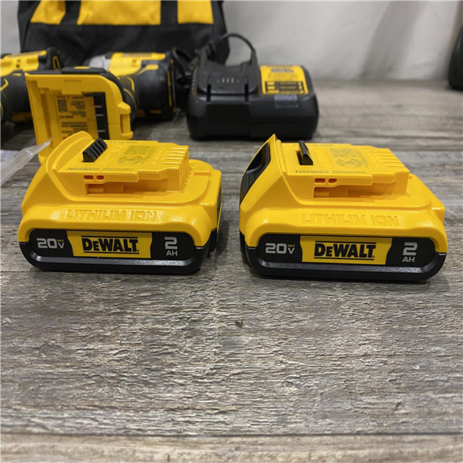AS-IS DEWALT ATOMIC 20-Volt MAX Lithium-Ion Cordless Combo Kit