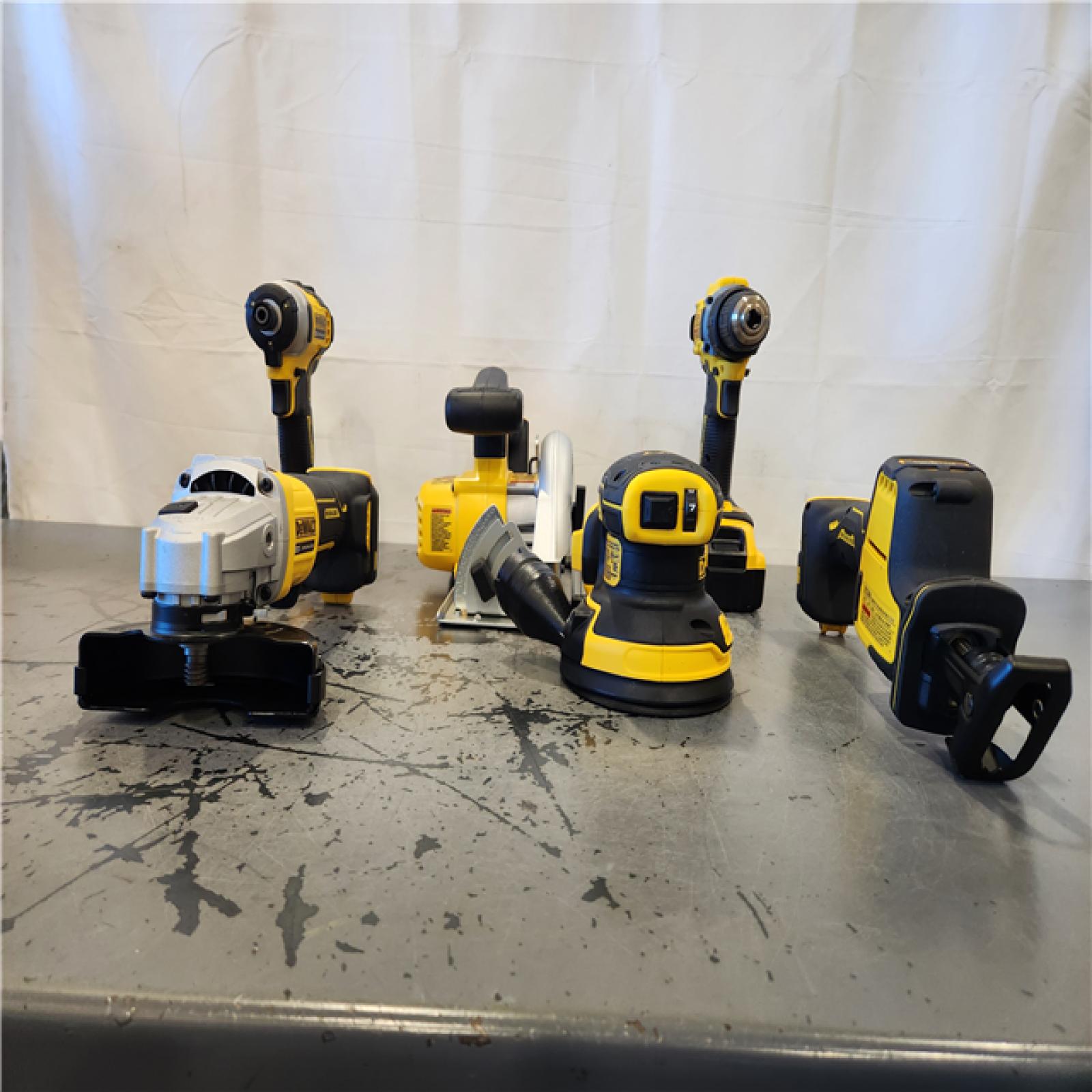 DEWALT 20V Lithium-Ion Cordless 6-Tool Combo Kit