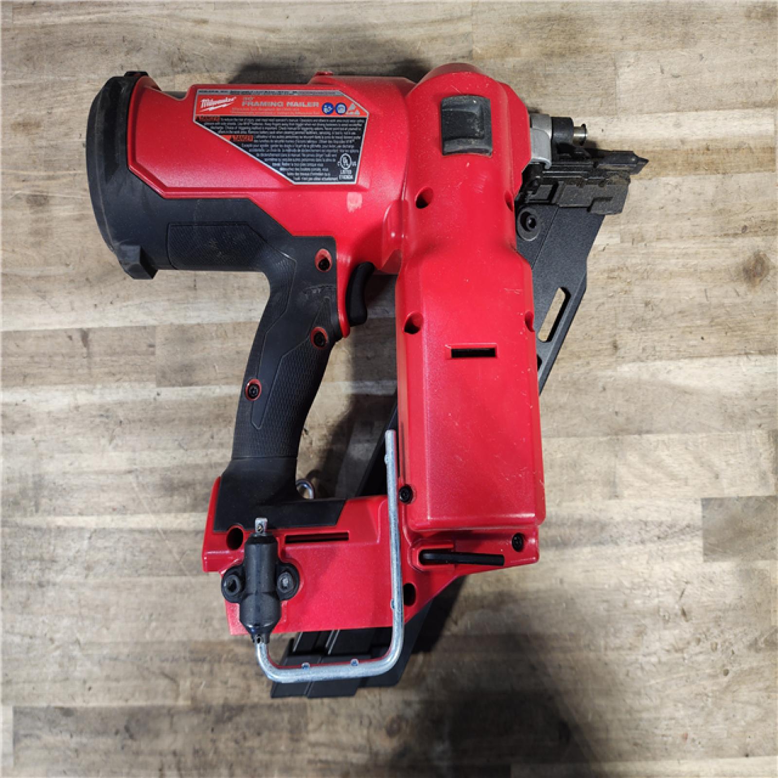 HOUSTON LOCATION - AS-IS Milwaukee M18 FUEL 30 Degree Framing Nailer (TOOL ONLY)