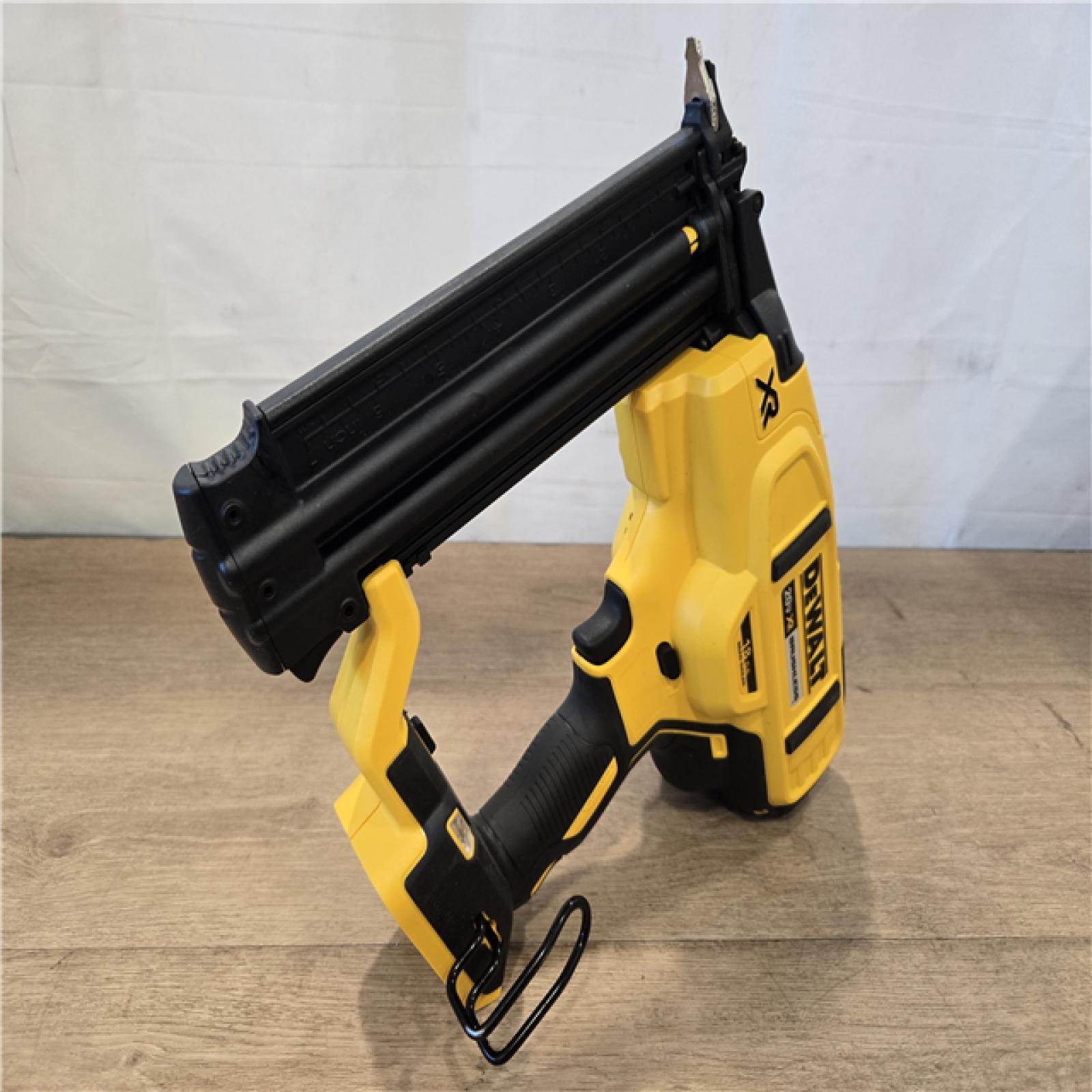 AS-IS DEWALT 20V MAX XR Electric Cordless 18-Gauge Brad Nailer (Tool Only)
