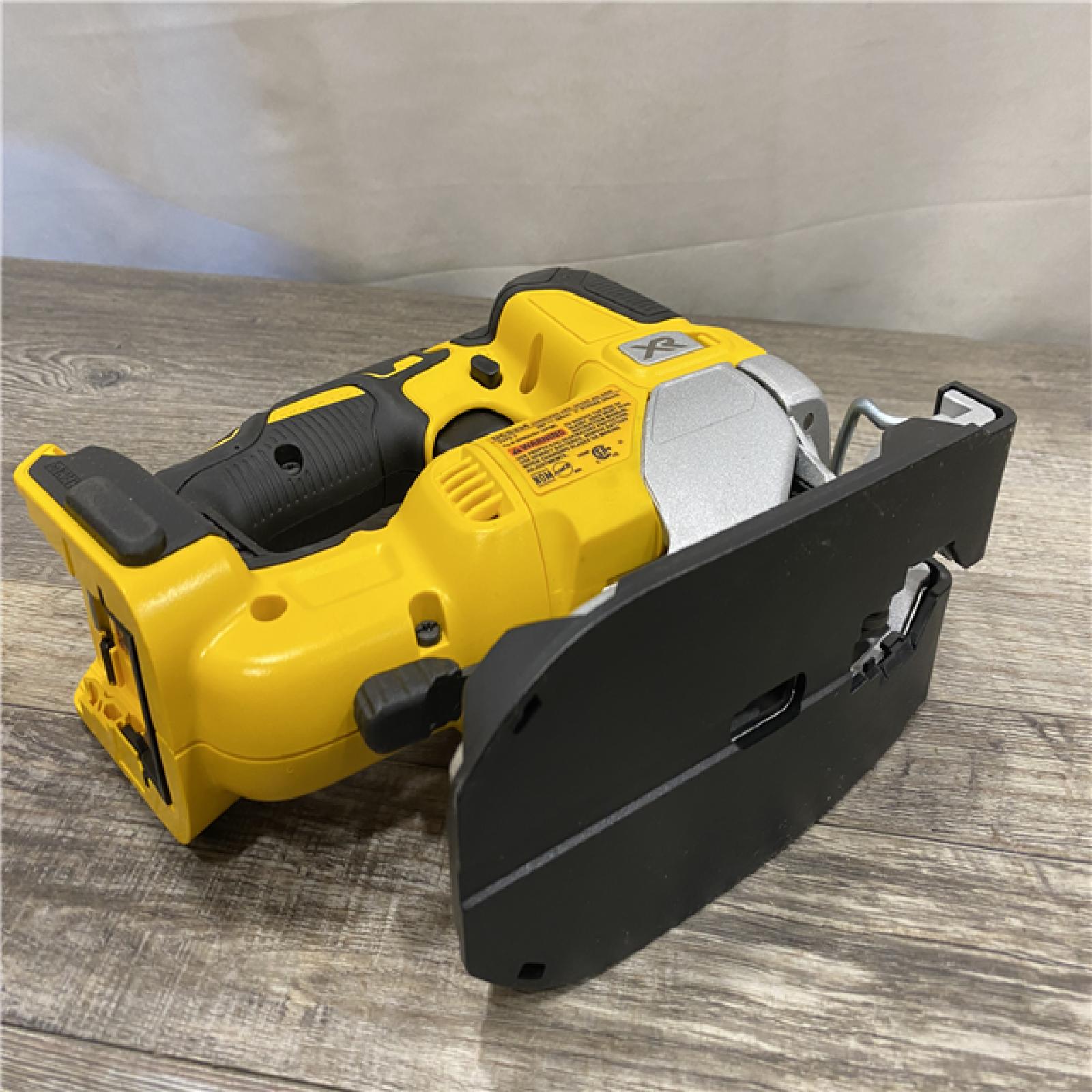 AS-IS DEWALT 20V MAX XR Cordless Brushless Jigsaw (Tool Only)