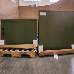 Phoenix LIKE NEW Husky Heavy Duty 52 in. W 15-Drawer Matte Army Green Rolling Tool Chest Combo