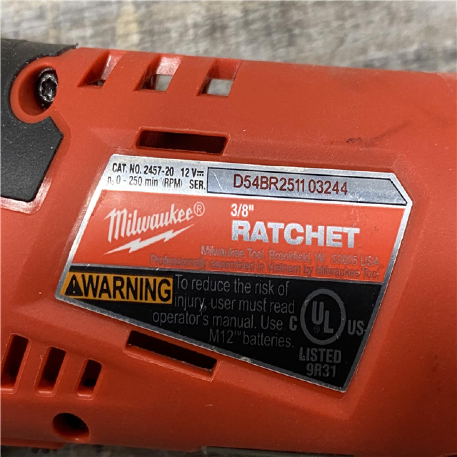 AS-IS Milwaukee 12V Lithium-Ion Cordless 3/8 in. Ratchet (Tool-Only)