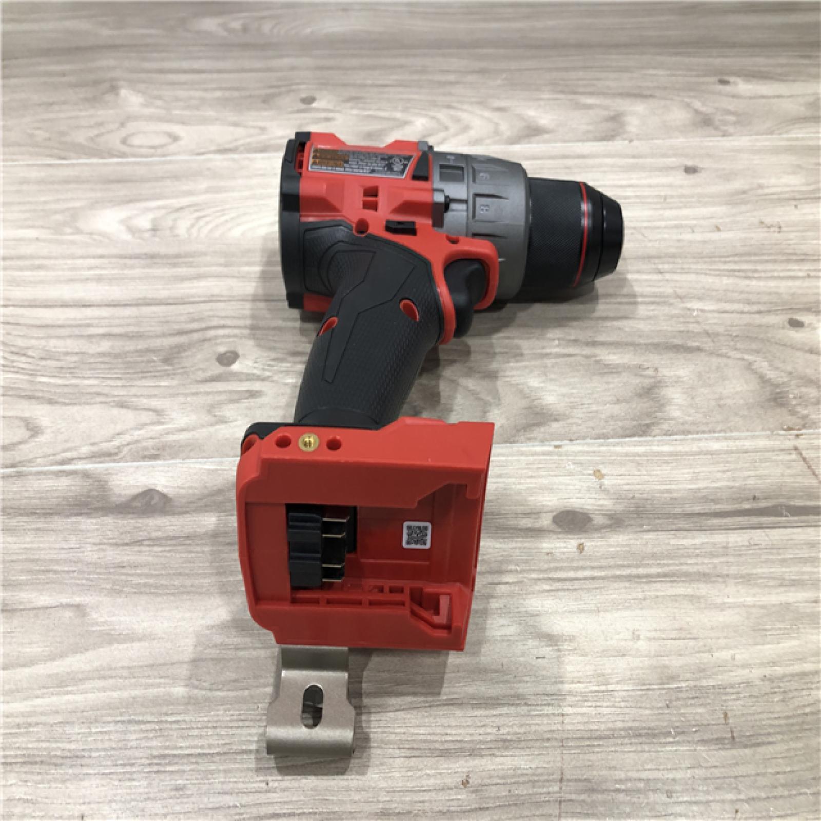 AS-IS Milwaukee FUEL 18V Lithium-Ion Cordless 1/2 in. Hammer Drill Driver Kit