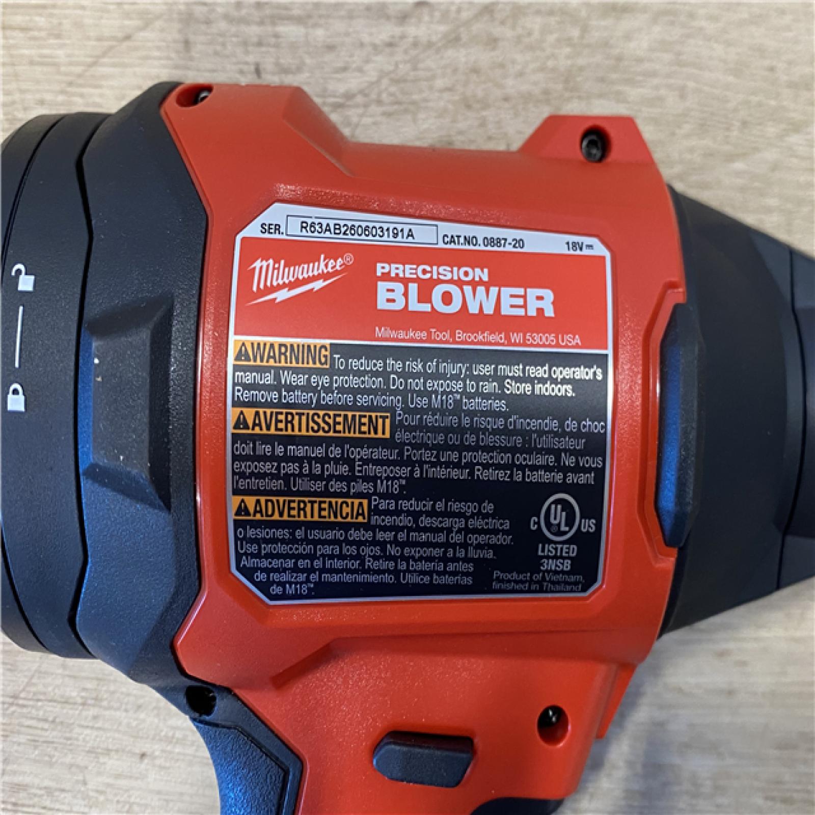 AS-IS Milwaukee 18V Lithium-Ion 570 MPH Brushless Cordless Precision Blower (Tool-Only)