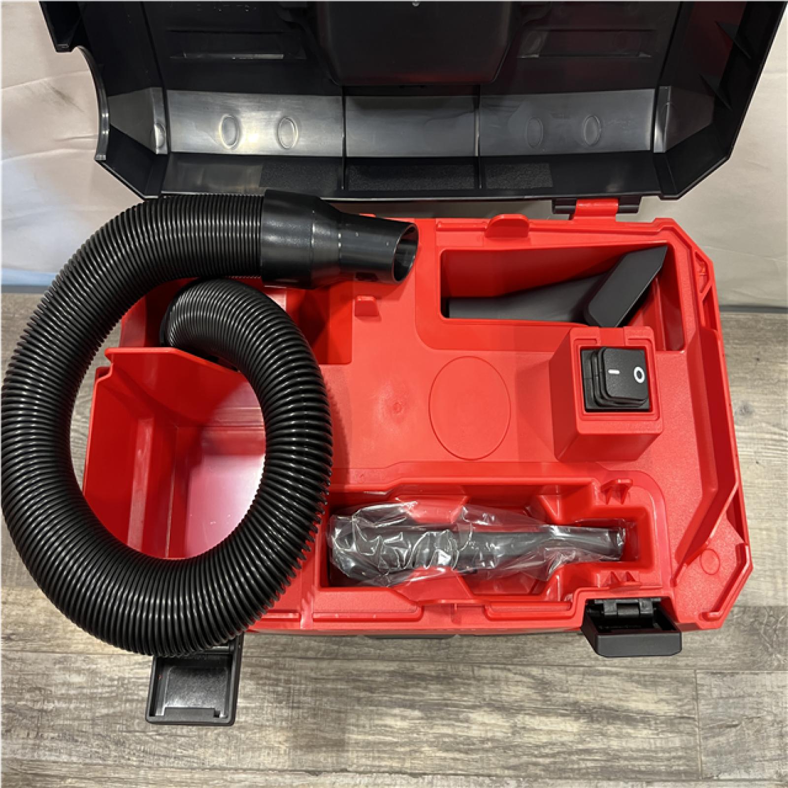 NEW - Milwaukee 18-Volt 2 Gal. Lithium-Ion Cordless Wet/Dry Vacuum (Vacuum-Only)