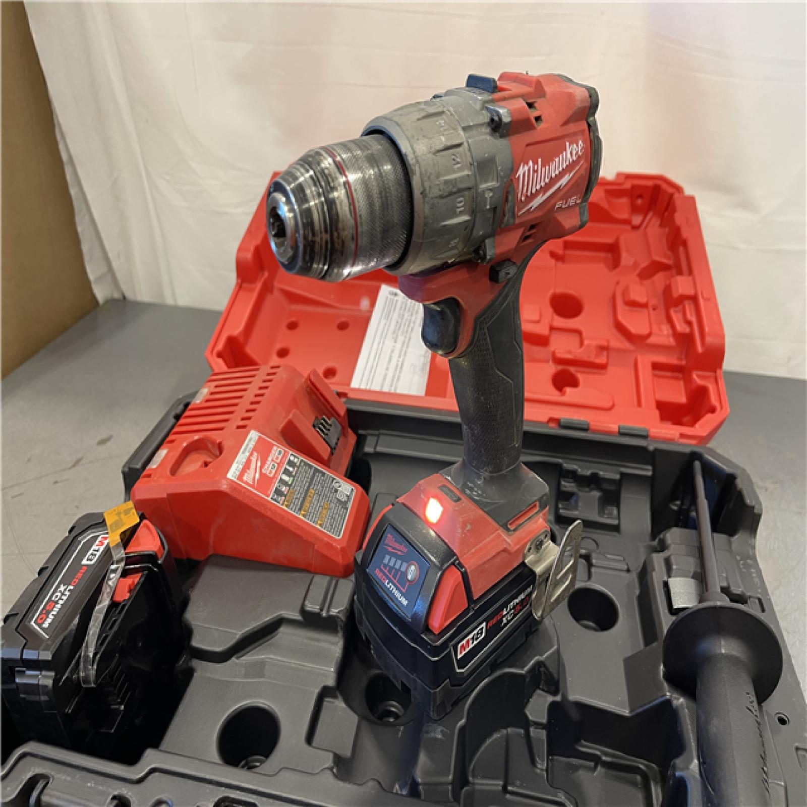 AS-IS - Milwaukee M18 FUEL 18V Lithium-Ion Brushless Cordless 1/2 in. Hammer Drill Driver Kit