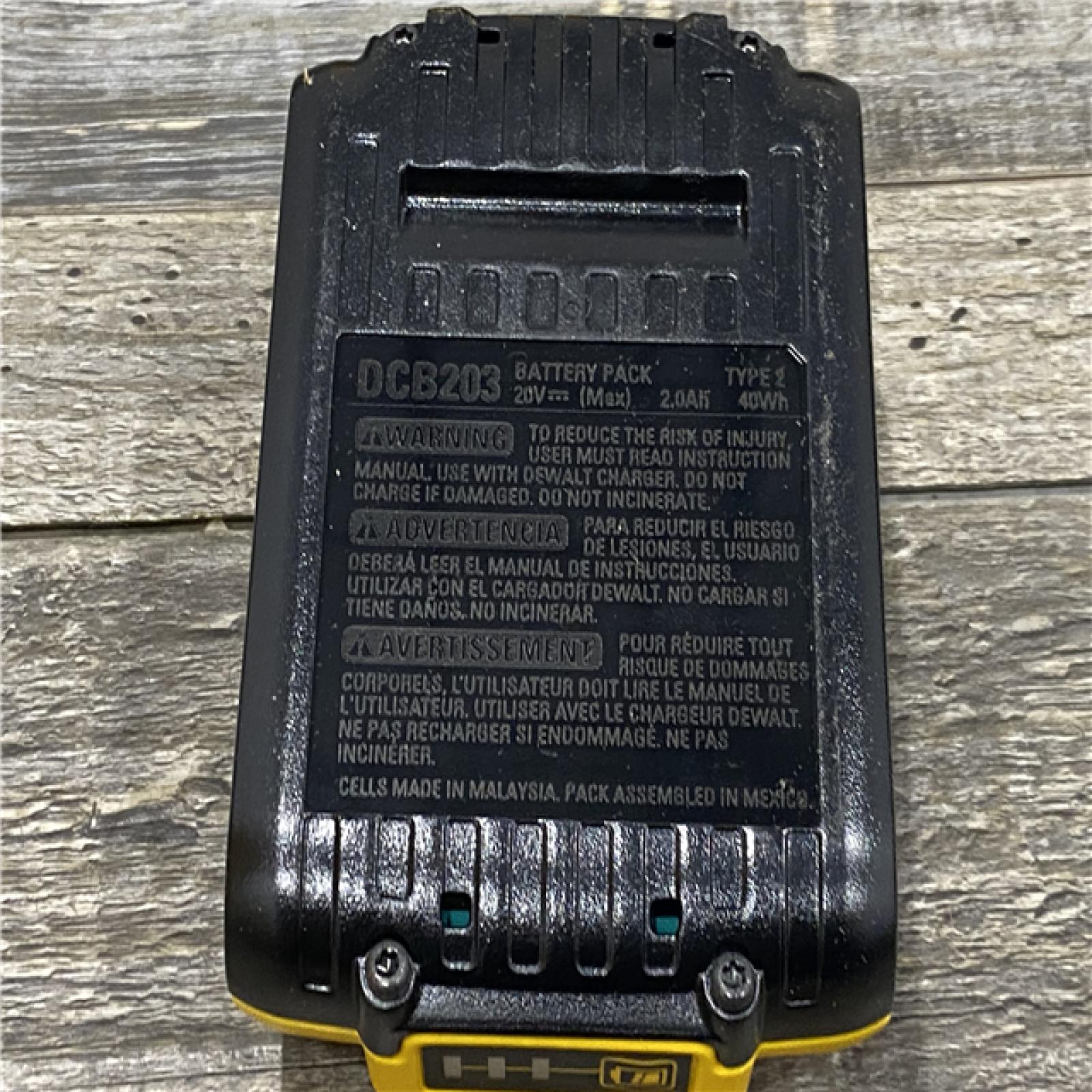 AS-IS DEWALT ATOMIC 20V MAX Cordless Brushless Oscillating Multi Tool Kit