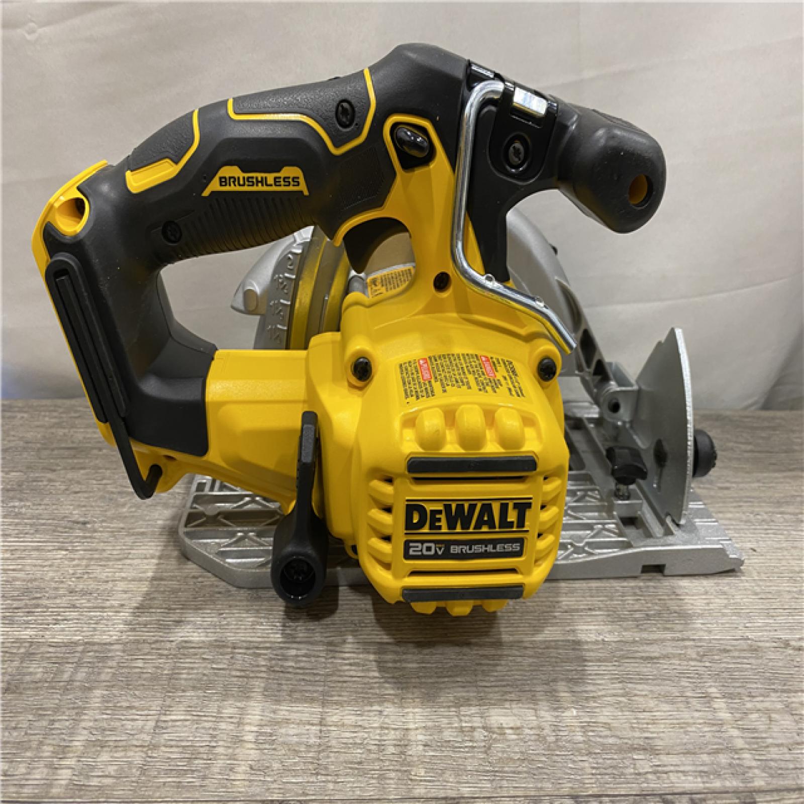 AS-IS DEWALT 20V MAX Cordless Brushless 6-1/2 in. Sidewinder Style Circular Saw (Tool Only)