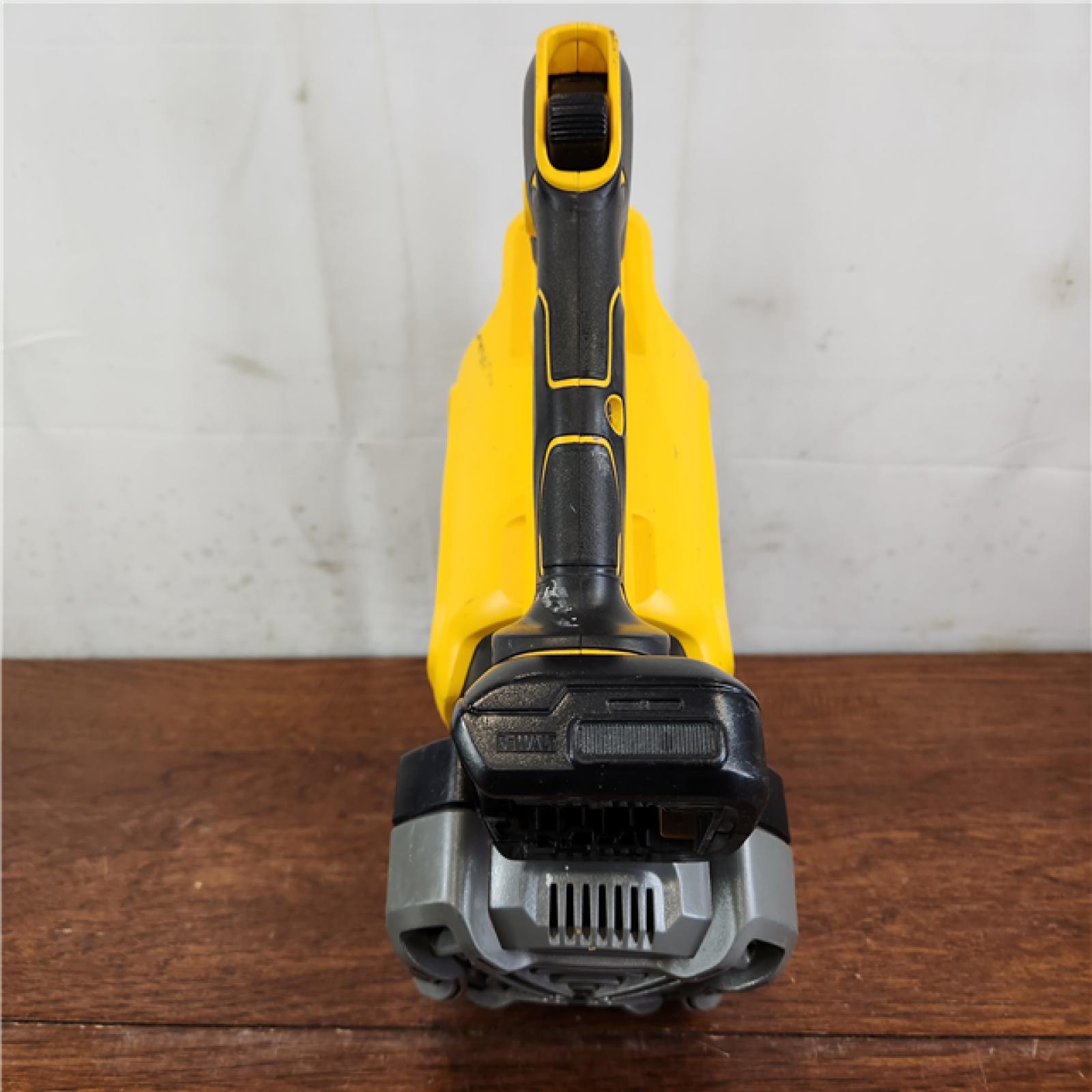 AS-IS Dewalt 125 MPH 450 CFM 20-Volt MAX Cordless Brushless Handheld Blower (Tool-Only)