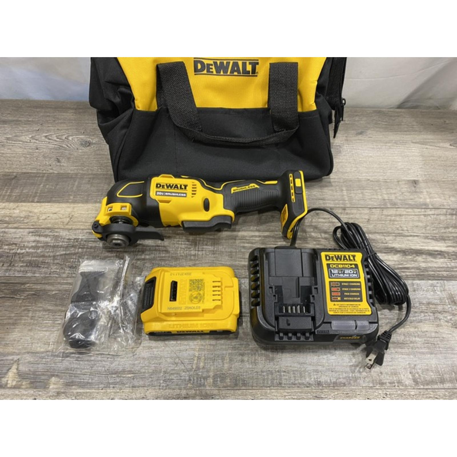 AS-IS DEWALT ATOMIC 20V MAX Cordless Brushless Oscillating Multi Tool Kit
