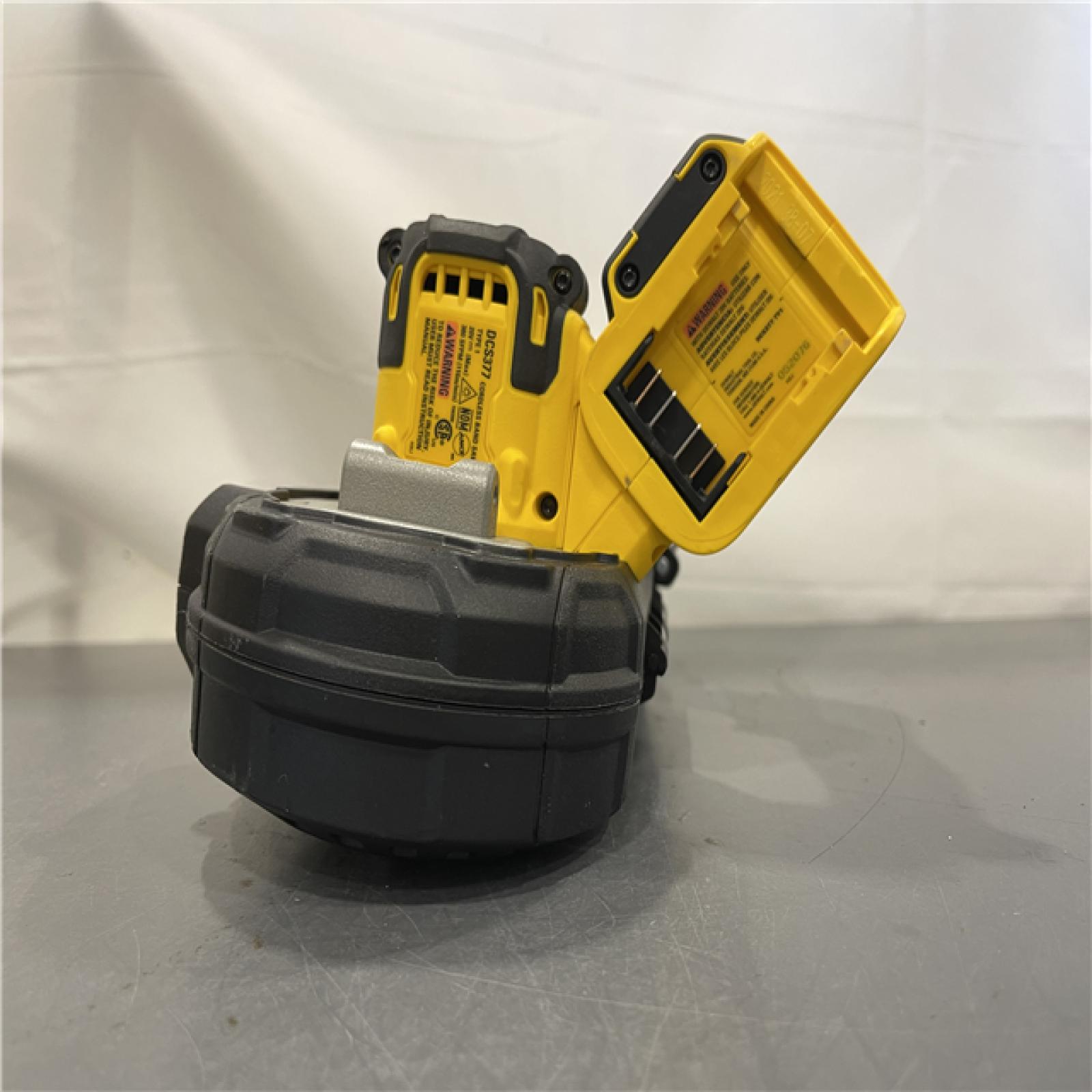 AS-IS - Dewalt 20V MAX ATOMIC Brushless Cordless 1-3/4  Compact Bandsaw (Tool Only)