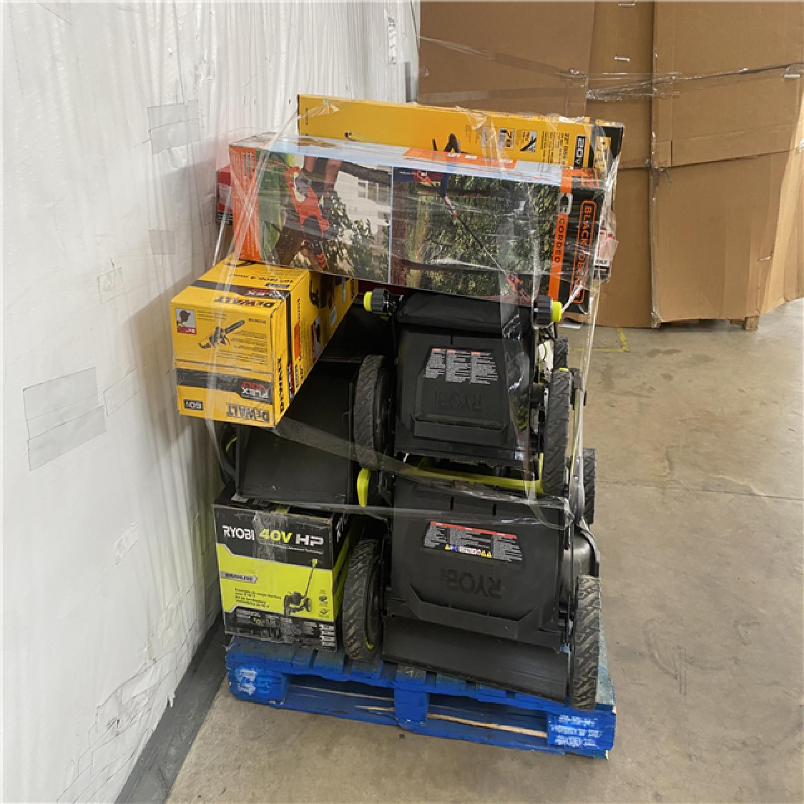 Houston Location AS IS - Tool Pallet