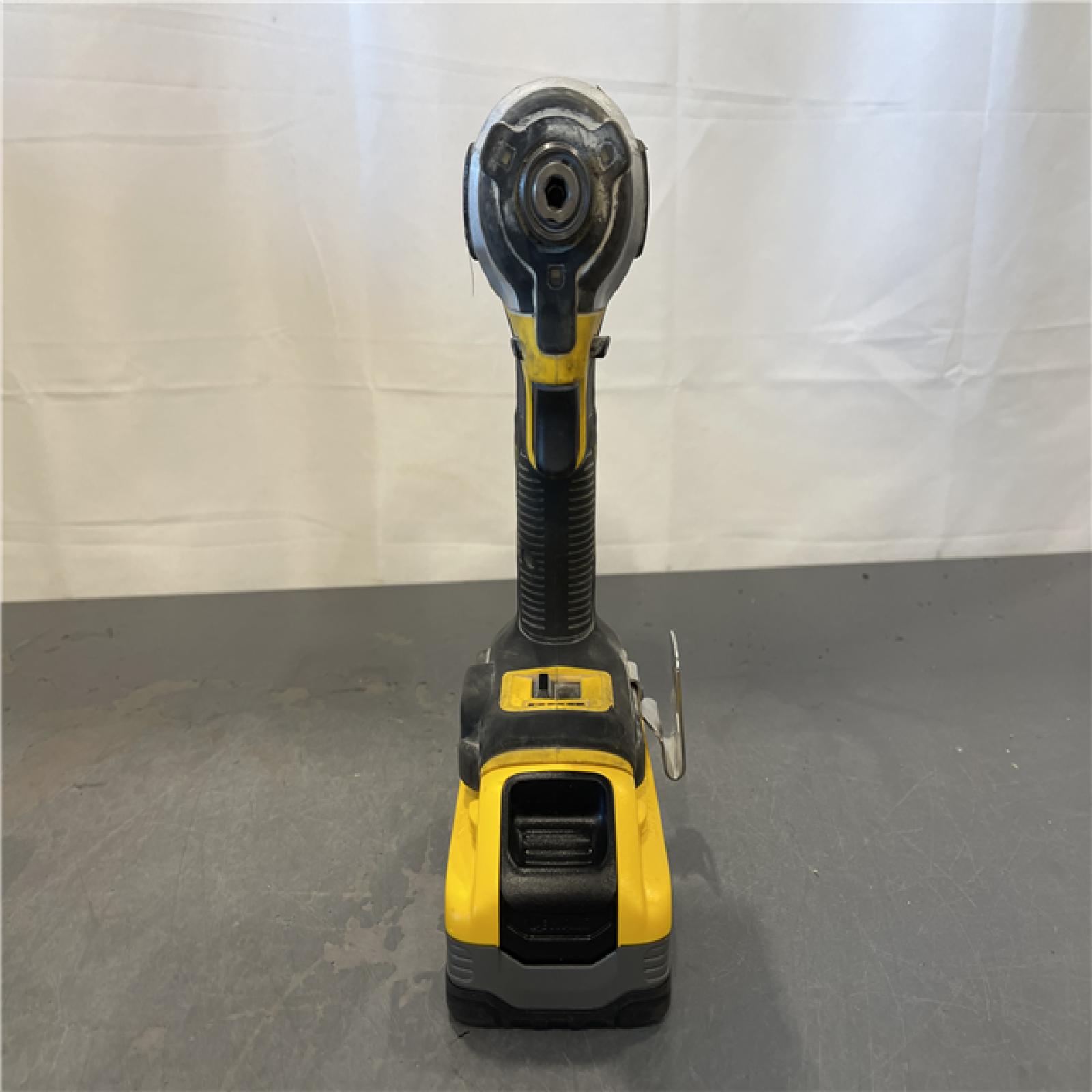 AS-IS - DEWALT 20V Cordless Compact Impact Driver 20V MAX POWERSTACK Battery Starter Kit