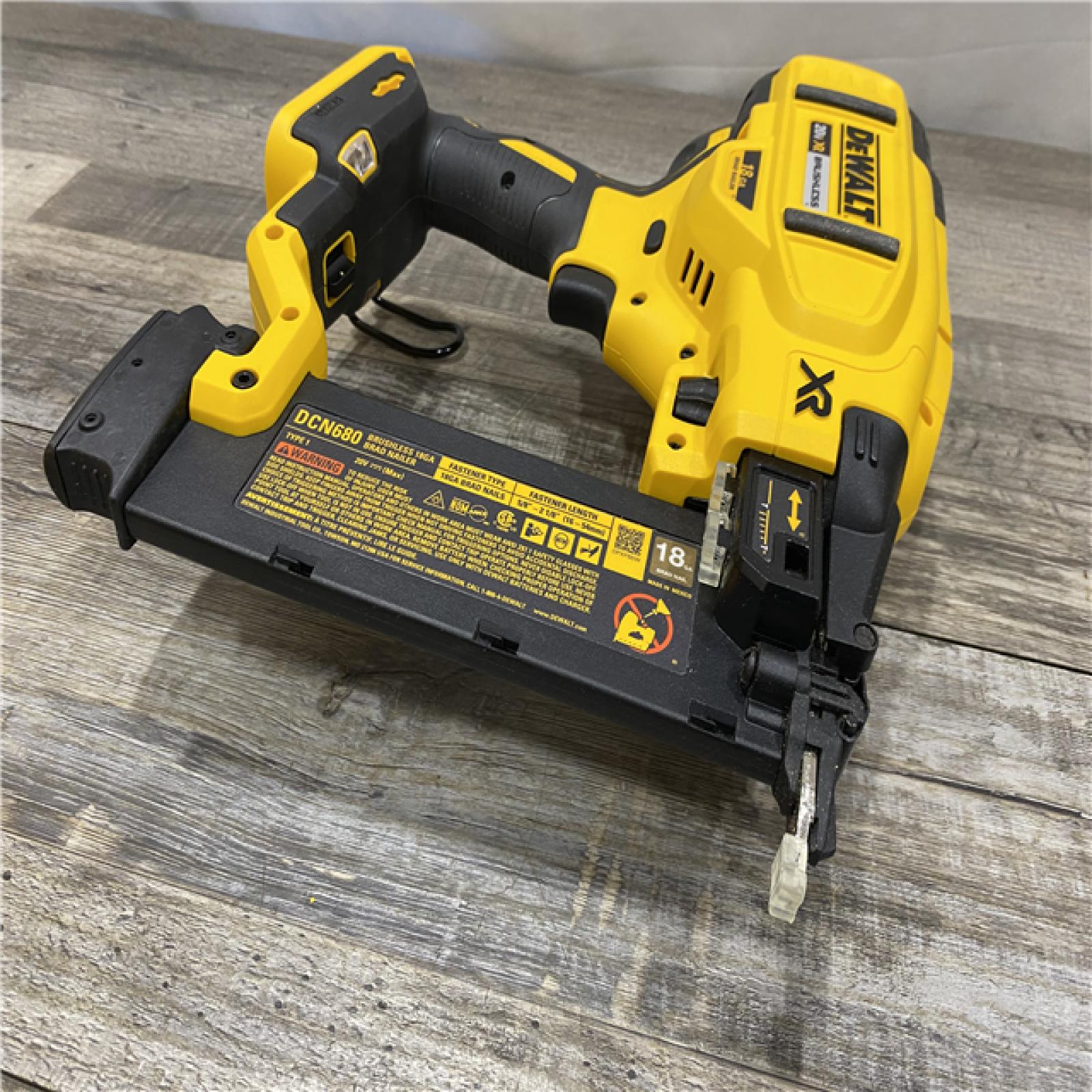 AS-IS DEWALT 20V MAX XR Lithium-Ion Electric Cordless 18-Gauge Brad Nailer (Tool Only)