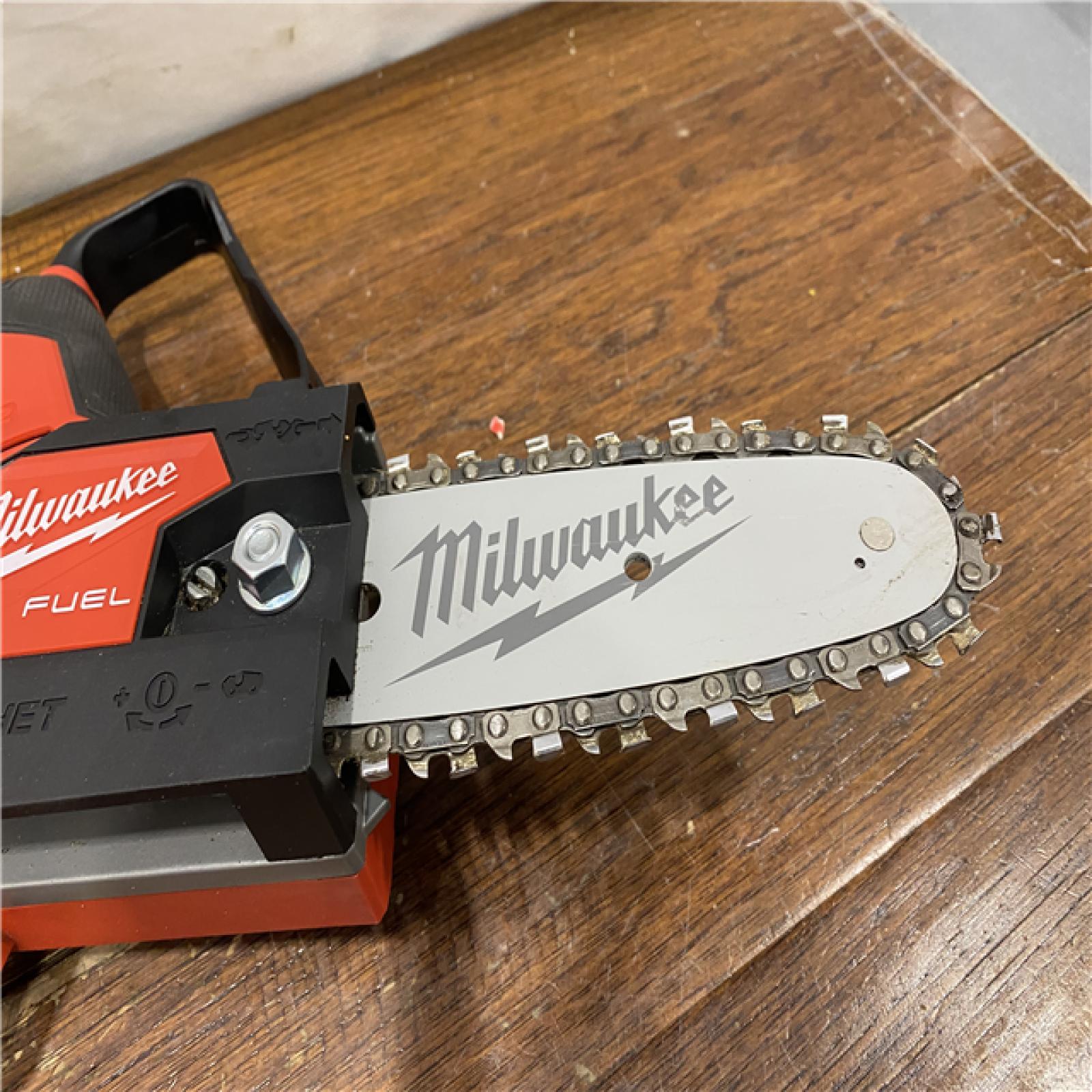 AS-IS Milwaukee-2527-21 M12 FUEL HATCHET 6in. Pruning Saw Kit