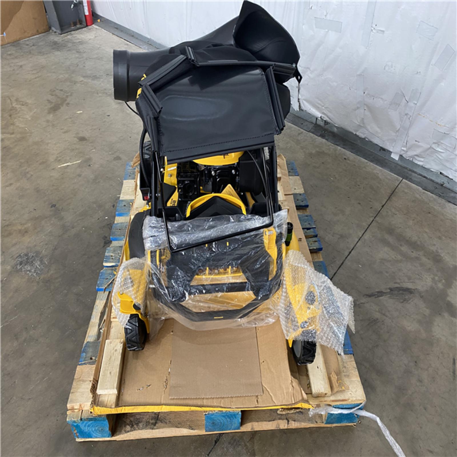 Houston Location - AS-IS Dewalt Mower 28in.