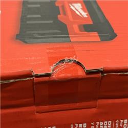 NEW - Milwaukee 18-Volt 2 Gal. Lithium-Ion Cordless Wet/Dry Vacuum (Vacuum-Only)