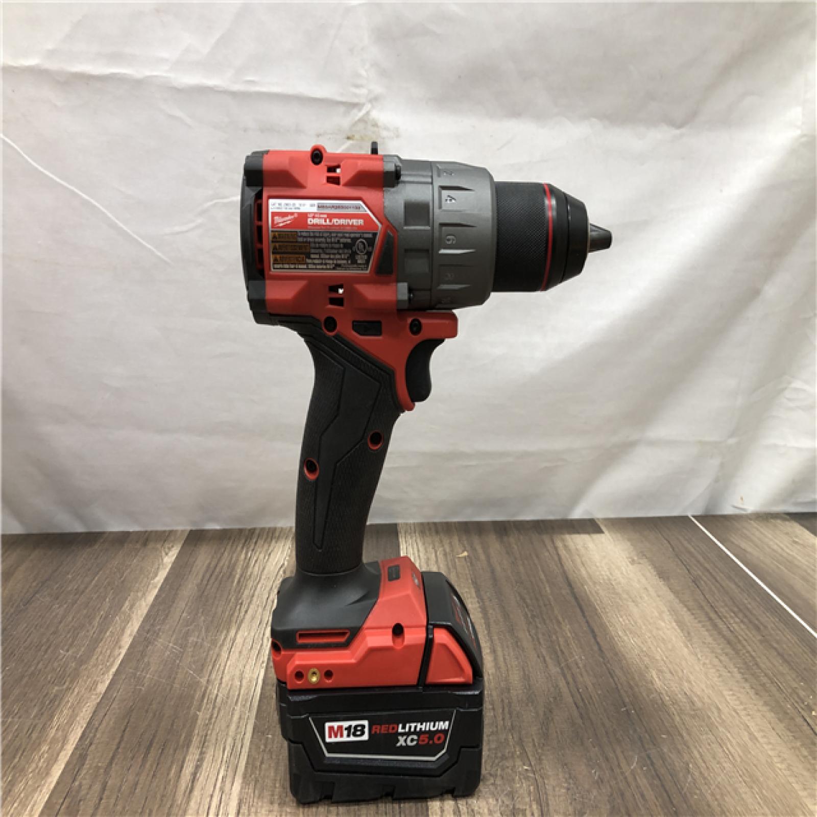 AS-IS Milwaukee FUEL 18V Lithium-Ion Brushless Cordless 1/2 in. Drill/Driver Kit