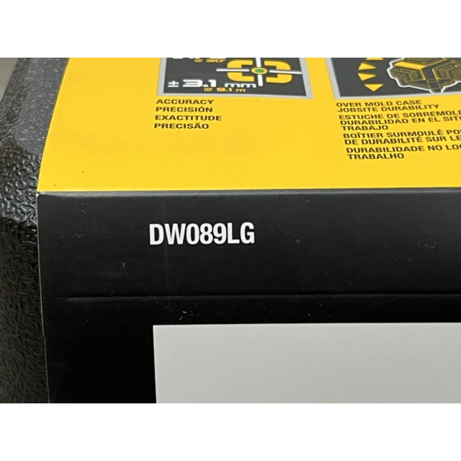NEW - DEWALT 12V MAX Lithium-Ion 100 ft. Green Self-Leveling 3-Beam 360 Degree Laser Level Kit