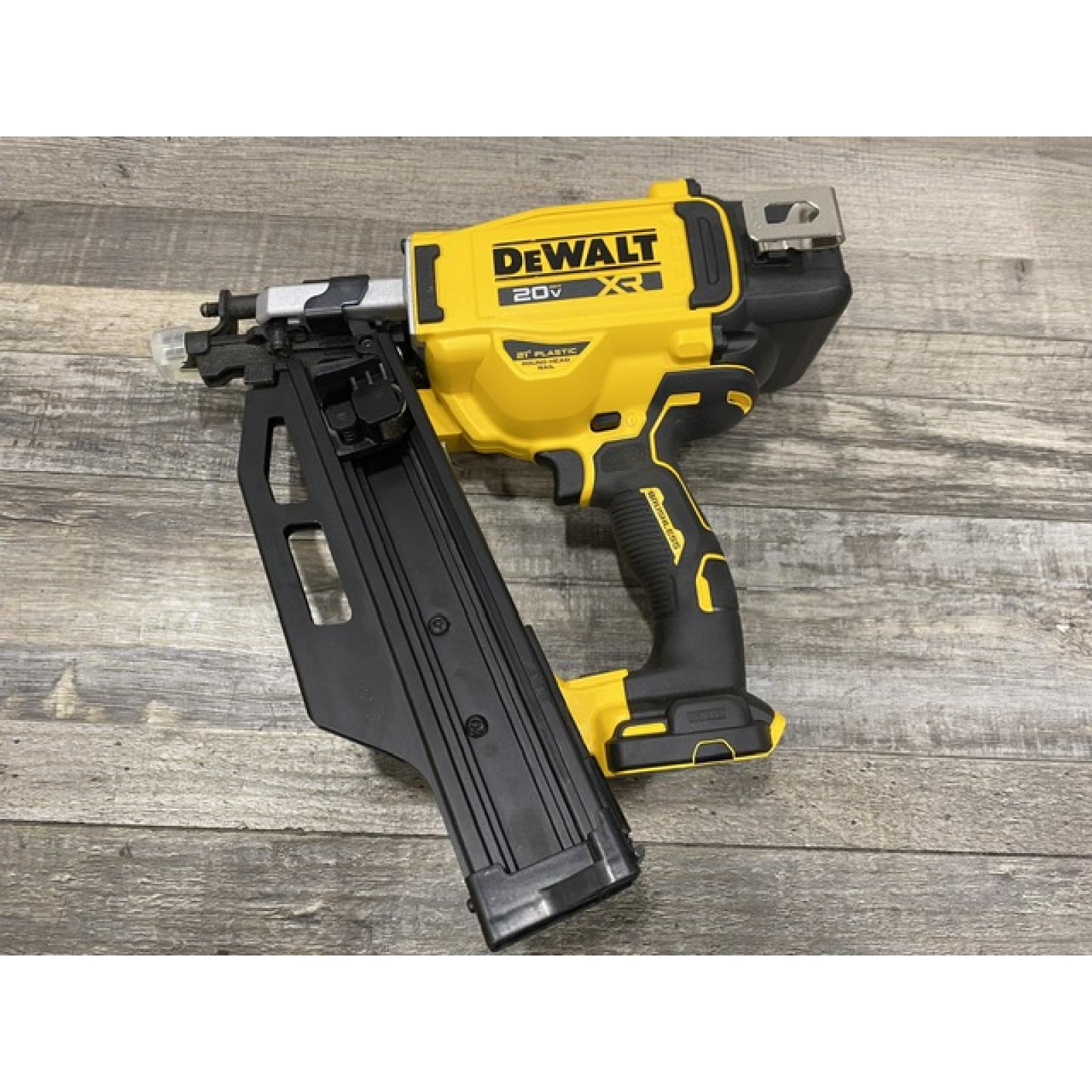 AS-IS DEWALT 20-Volt 21° Cordless Framing Nailer (Tool-Only)