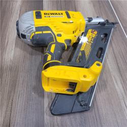 AS-IS DeWalt 20V MAX Brushless Cordless 2-Speed 30° Paper Collated Framing Nailer Kit