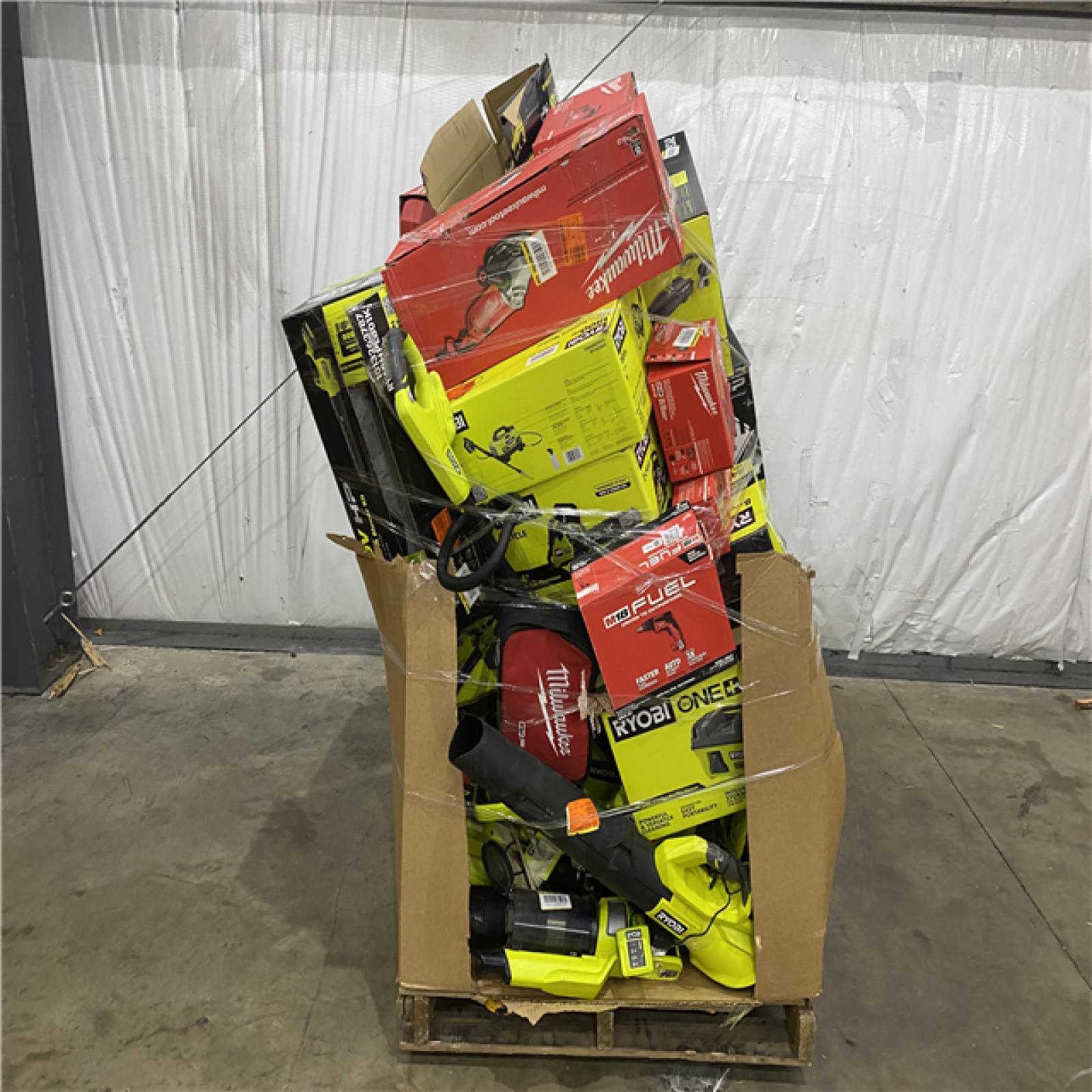 Houston Location AS IS - Tool Pallet