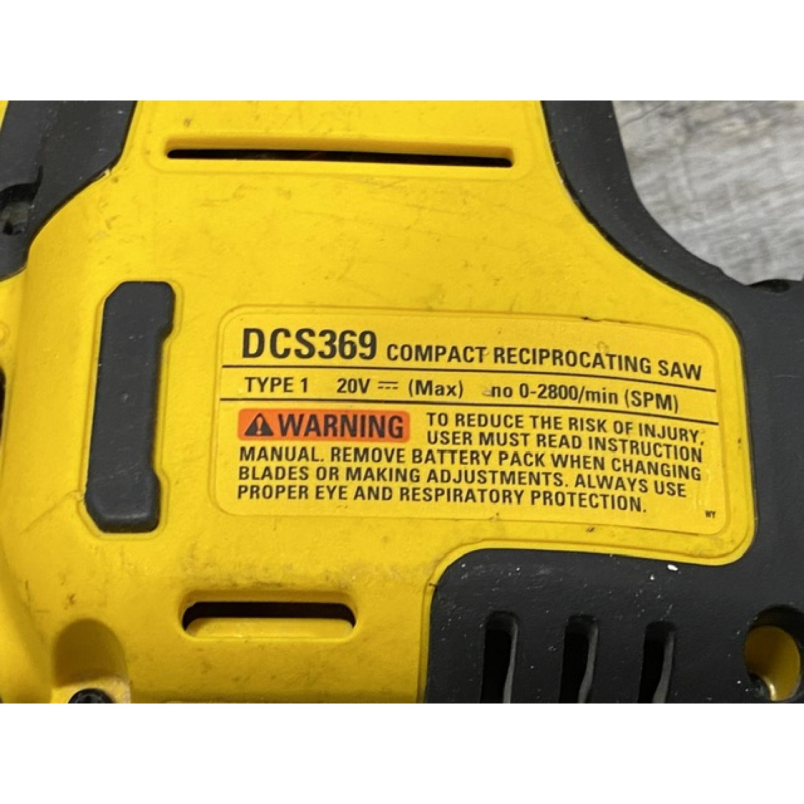AS-IS DEWALT ATOMIC 20V MAX Cordless Brushless Compact Reciprocating Saw (Tool Only)