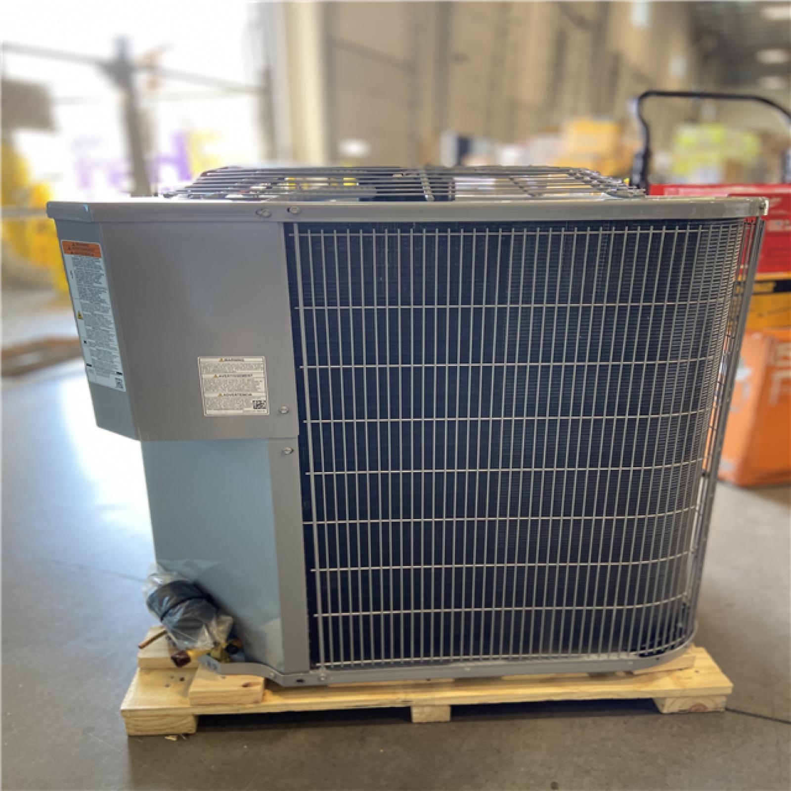DALLAS LOCATION - Smartcomfort® by Carrier 2.5 Ton 14.3 Seer2 Condensing Unit - R-410a Refrigerant