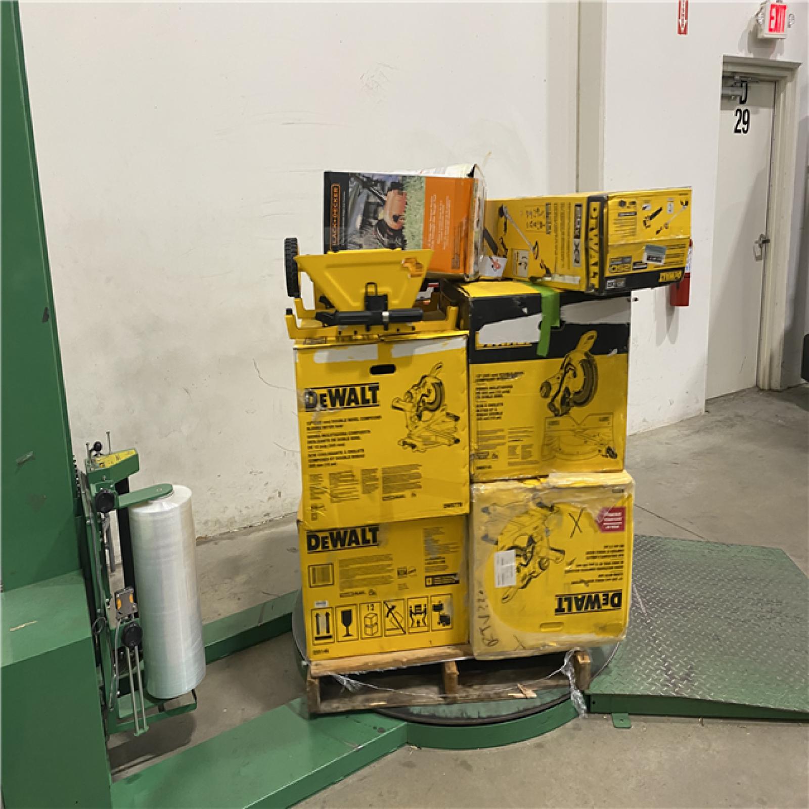 Dallas Location - As-Is Tool Pallet