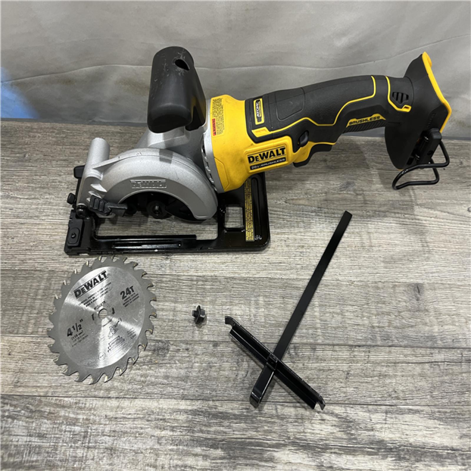 AS-IS DEWALT ATOMIC 20V MAX Cordless Brushless 4-1/2 in. Circular Saw (Tool Only)
