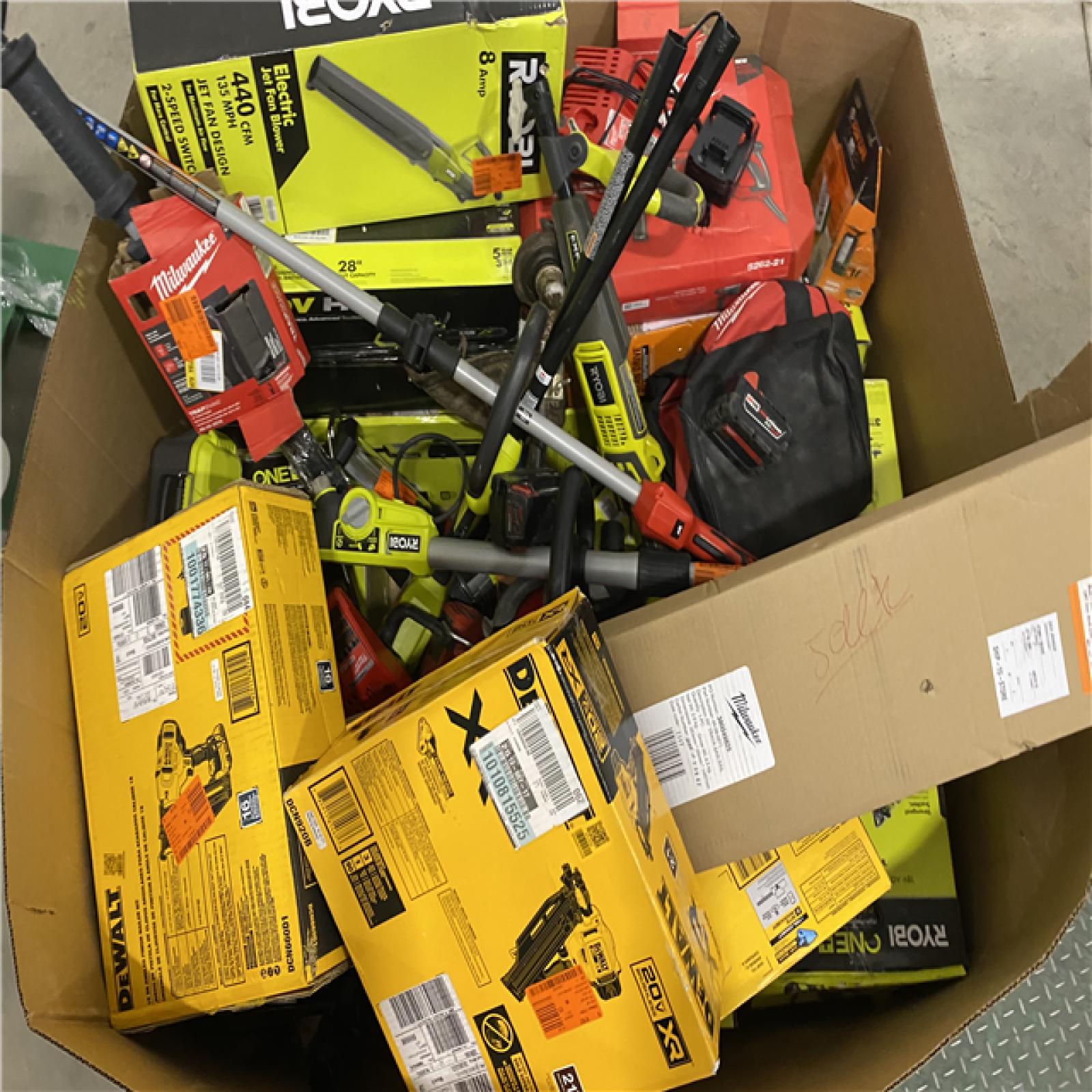 Dallas Location - As-Is Tool Pallet