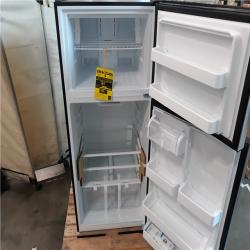 California Like New  Vissani Top Freezer Refrigerator