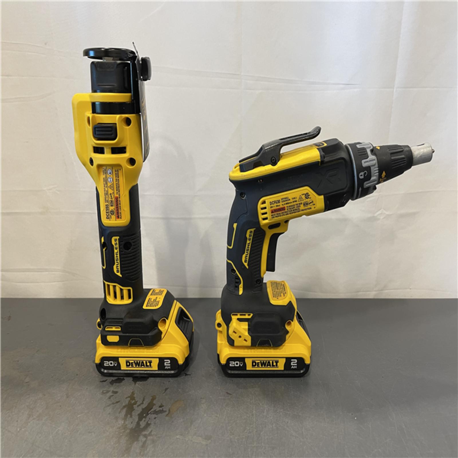 AS-IS - DeWalt 20-Volt Lithium-Ion Cordless Brushless Screwgun and Cut-Out Combo Kit