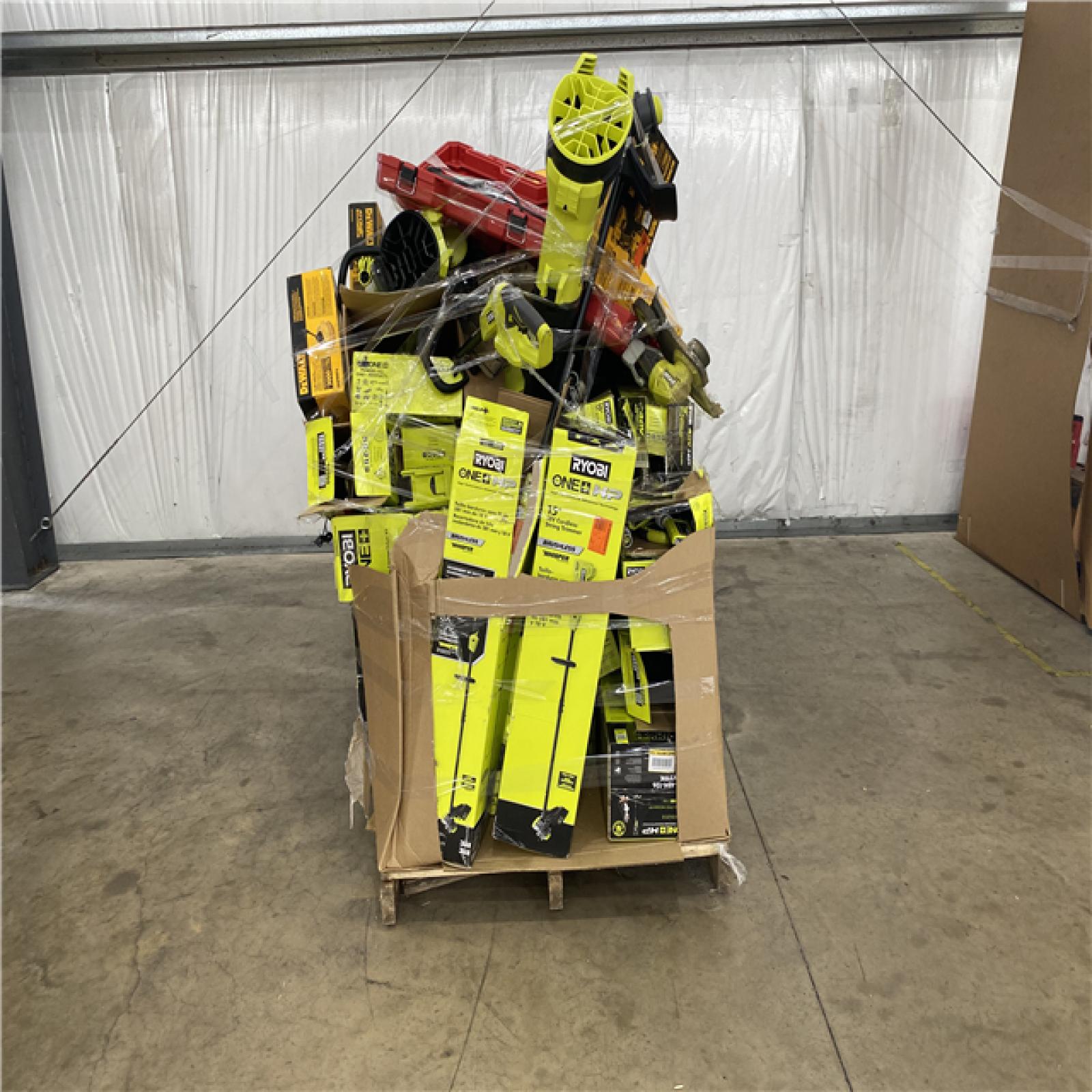 Houston Location AS IS - Tool Pallet