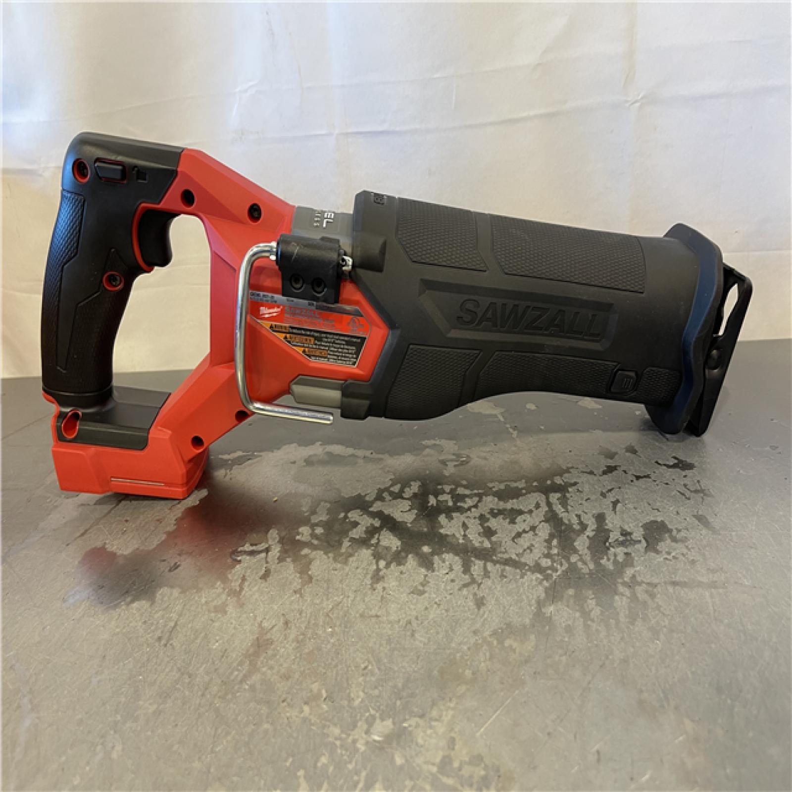 AS-IS - Milwaukee M18 FUEL GEN-2 18V Lithium-Ion Brushless Cordless SAWZALL Reciprocating Saw