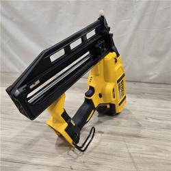 AS-IS Dewalt 20-Volt MAX XR Lithium-Ion 16-Gauge Cordless Finish Nailer Kit