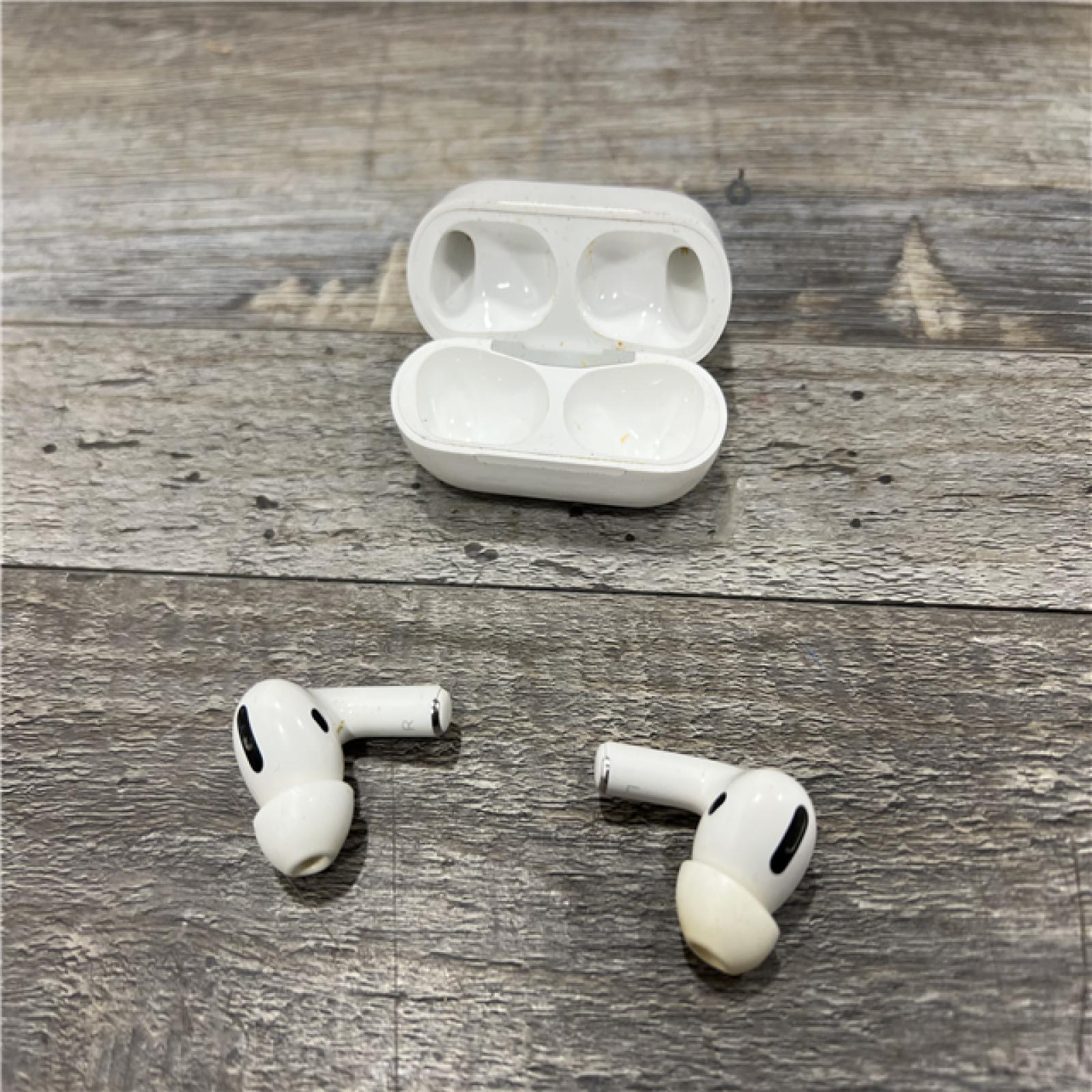 AS-IS AirPod Pro 1st. generation - with Active Noise Cancellation - White