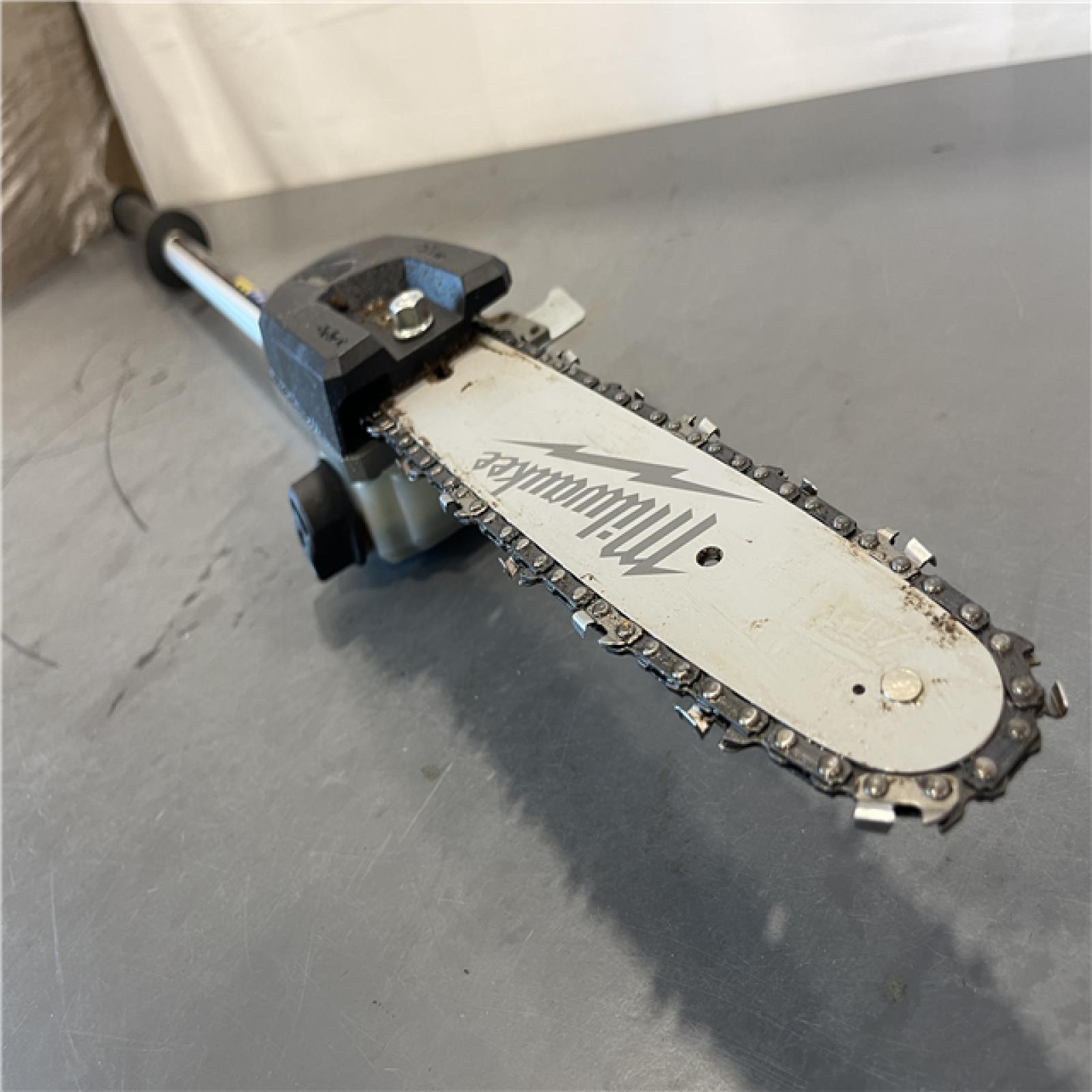AS-IS - Milwaukee M18 FUEL 18V 10-inch Quik-lok Pole Saw Attachment