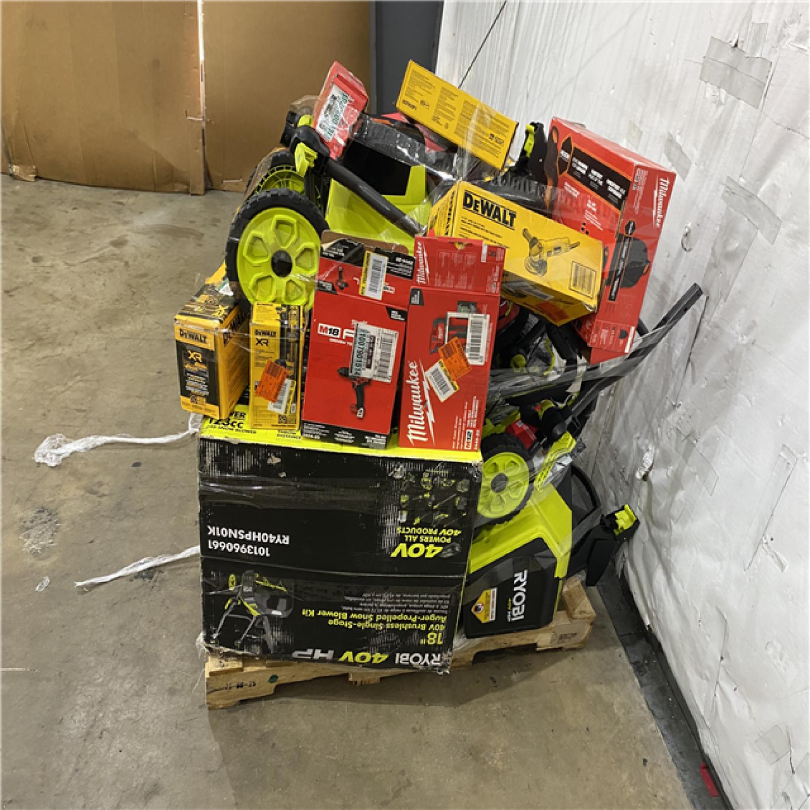 Houston Location AS IS - Tool Pallet