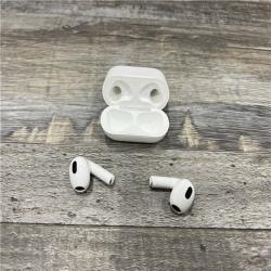 AS-IS Apple - AirPods (3rd generation) with Lightning Charging Case - White