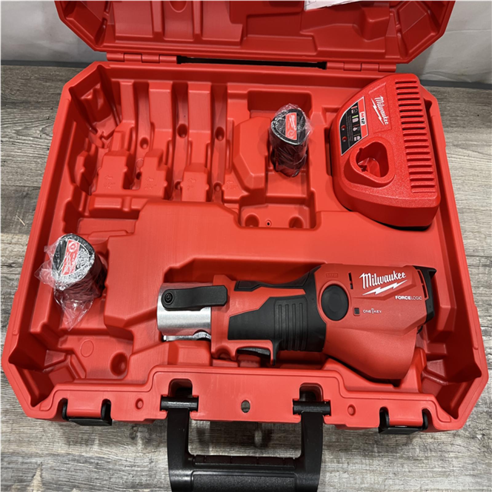 NEW - Milwaukee 12-Volt Lithium-Ion FORCE LOGIC Copper Press Tool w/ ONE-KEY