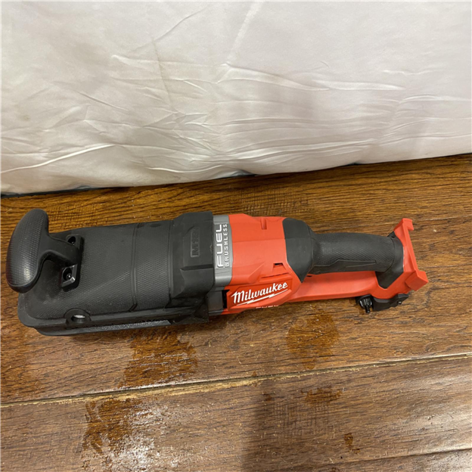 AS-IS Milwaukee M18 18V Fuel 1/2  Right Angle Drill Super Hawg Cordless Lithium-Ion 2809-20
