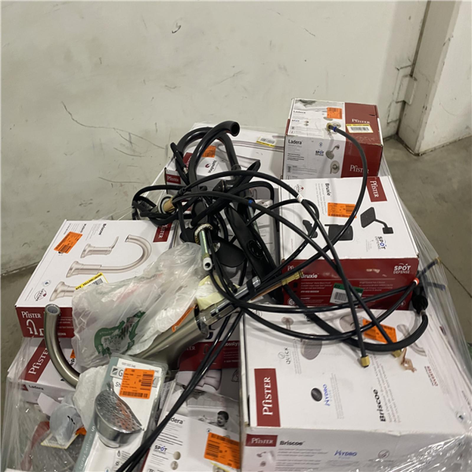 Dallas Location - As-Is Bath & Kitchen Faucets Palllet