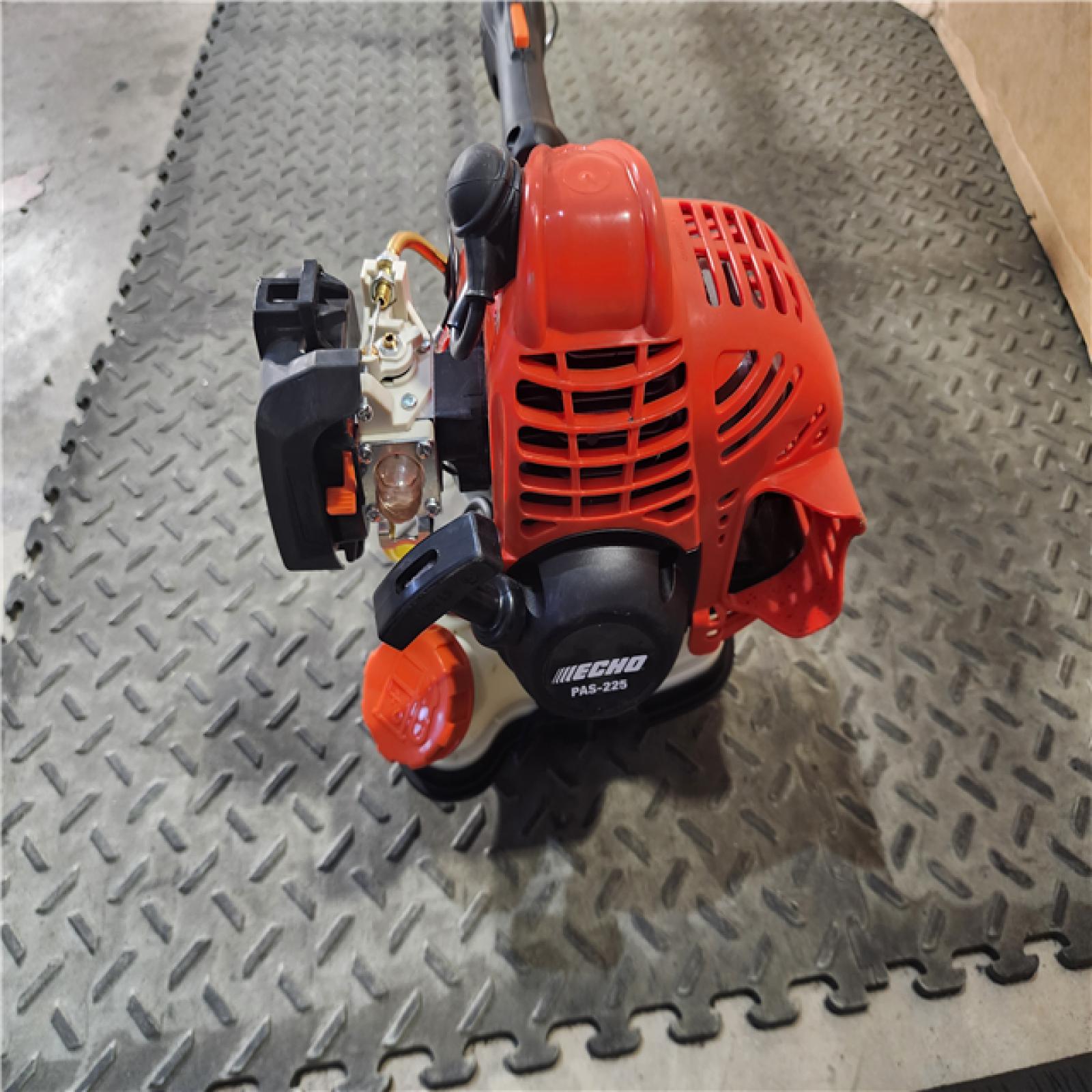 HOUSTON LOCATION - AS-IS ECHO 21.2 Cc Gas 2-Stroke Attachment Capable Power Head for Use with Pro Attachment Series