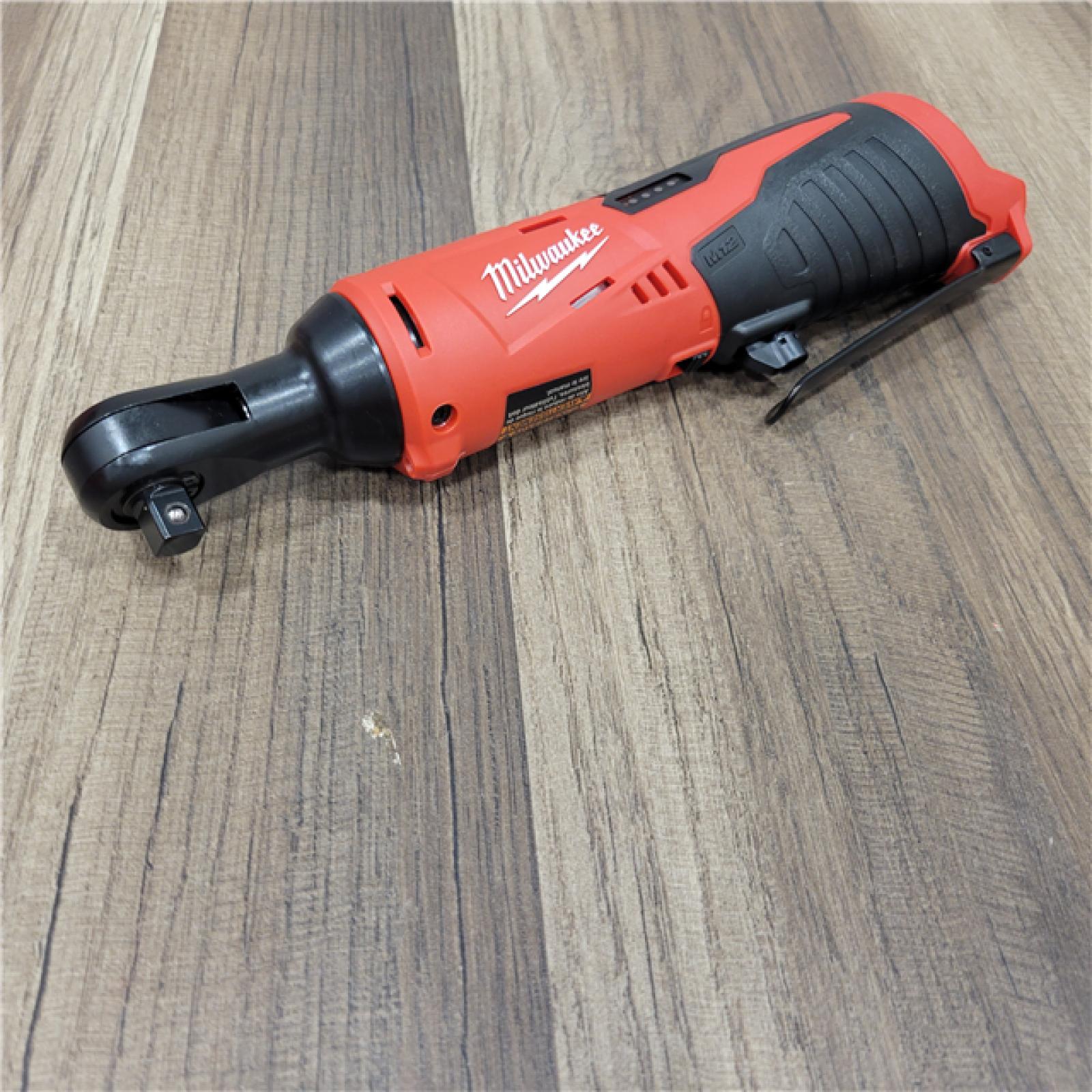 AS-IS  Milwaukee 2457-20 M12 3/8  Ratchet (Bare Tool KIT battery & charge)